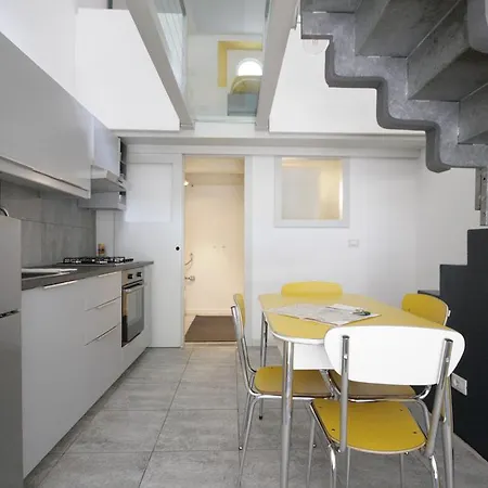 Loft 33 Nel Cuore Di Zona Universita' Ac * 都灵