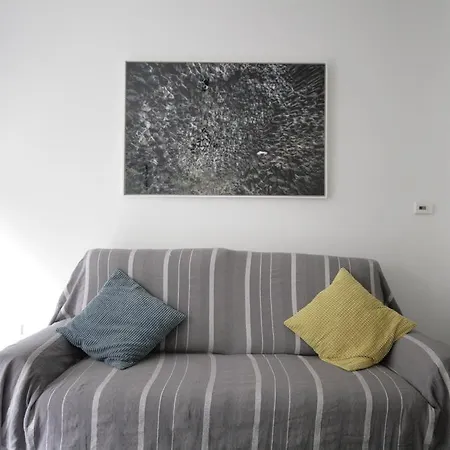 Loft 33 Nel Cuore Di Zona Universita' Ac شقة