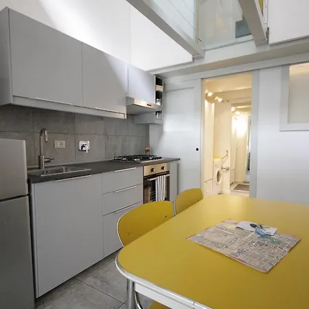 شقة Loft 33 Nel Cuore Di Zona Universita' Ac *